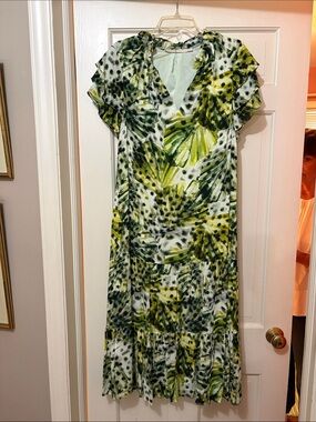 Marie Oliver Green Leaf Print Maxi Dress
